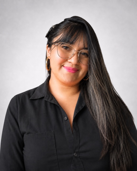 Retrato de Angélica, equipo De Otro Planeta
